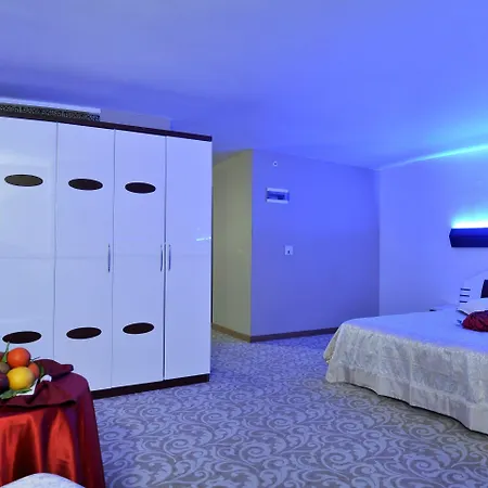 Hotel Demosan 4*