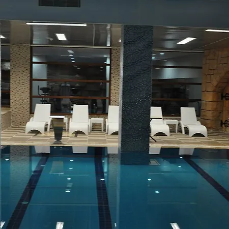 Hotel Demosan 4*
