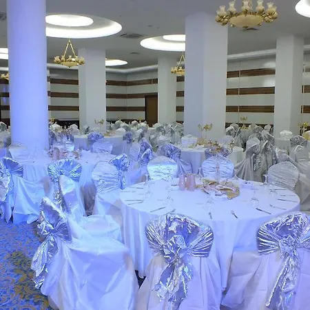 Hotel Demosan 4*